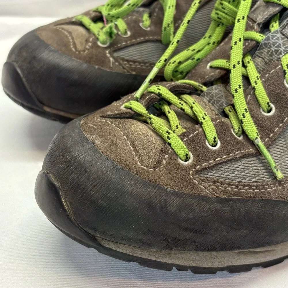 Garmont Sticky Weekend Hiking Shoes Mens Sz US 10 Gore Tex Vibram Suede GorpCore